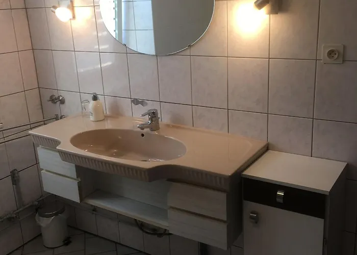 Prázdninový dům En Lorraine : 3 Ch, Jardin, Proche De Madine - Fr-1-584-335 *