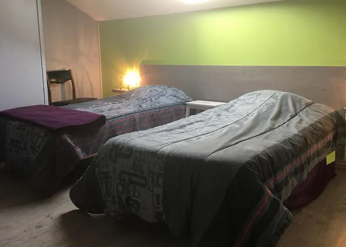 En Lorraine : 3 Ch, Jardin, Proche De Madine - Fr-1-584-335 Prázdninový dům *