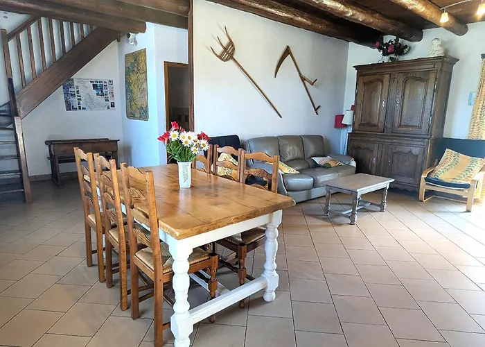 En Lorraine : 3 Ch, Jardin, Proche De Madine - Fr-1-584-335 *