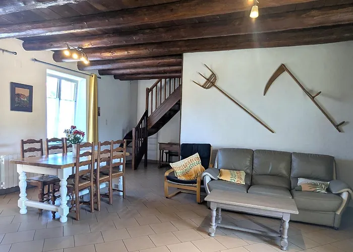 En Lorraine : 3 Ch, Jardin, Proche De Madine - Fr-1-584-335 *